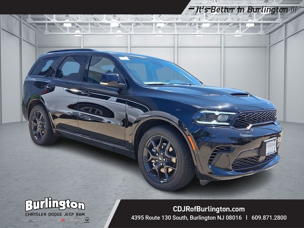 2026 Dodge Durango DURANGO GT PLUS AWD HEMI V8 in Diamond Black Clear-Coat Exterior Paint — front three-quarter view
