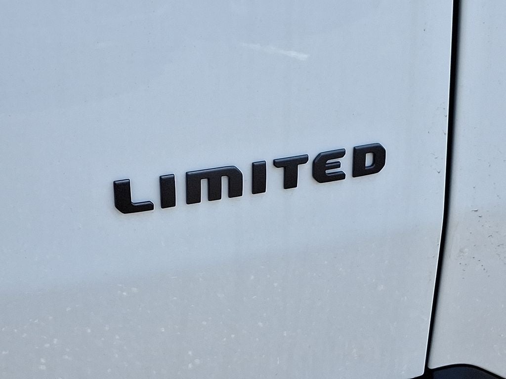 2026 Jeep Cherokee — detail view