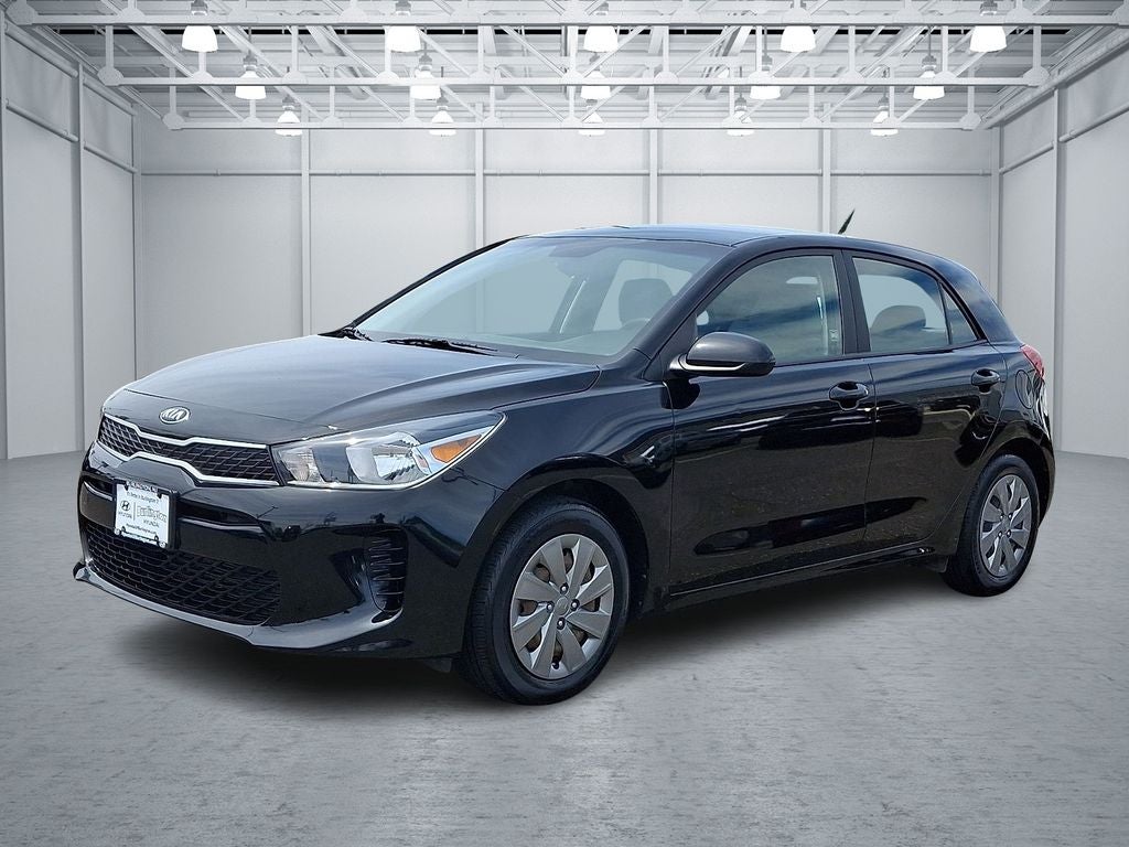 2020 Kia Rio — rear three-quarter view