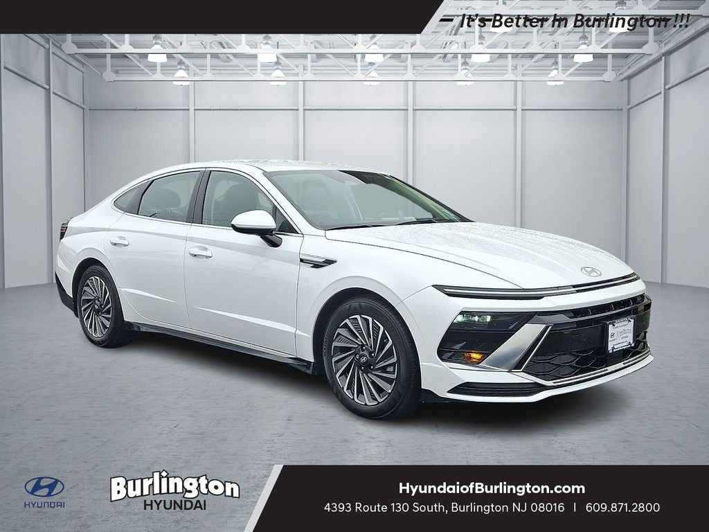 2025 Hyundai Sonata Hybrid